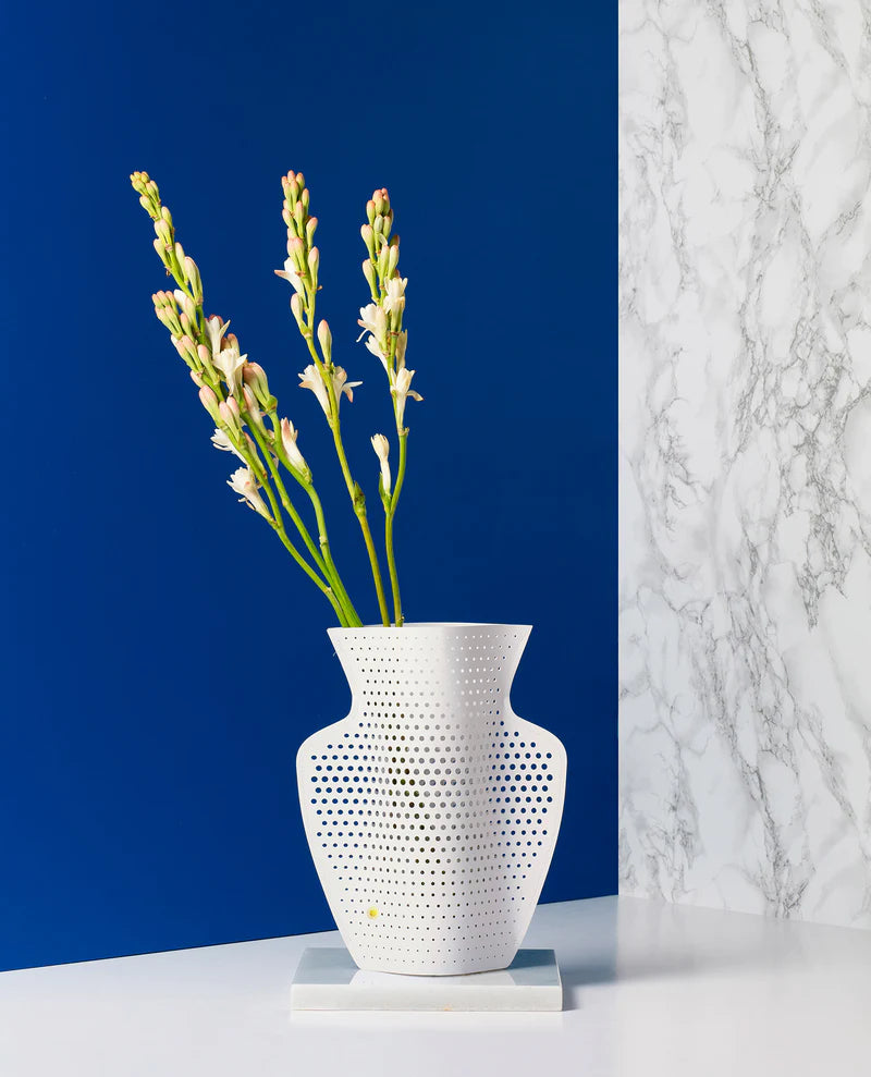 Cyano Paper Vase